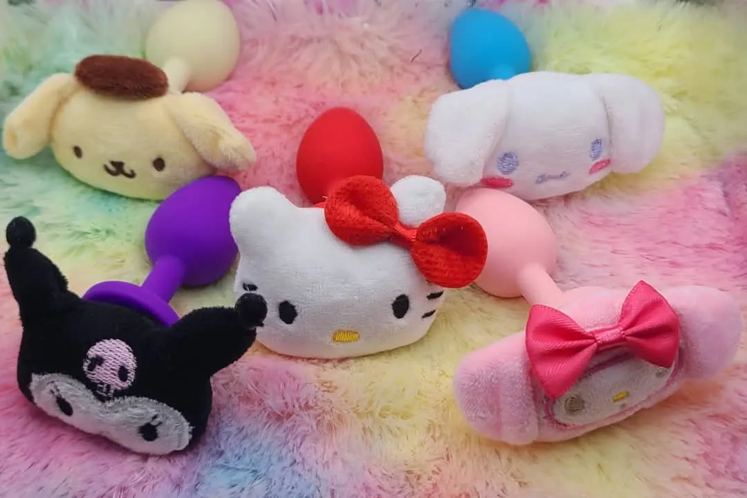 Sanrio Fluffy Plugs
